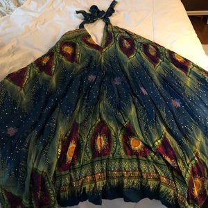 Fun romper easy to wear one size fits all but best for someone 5’6 and above.